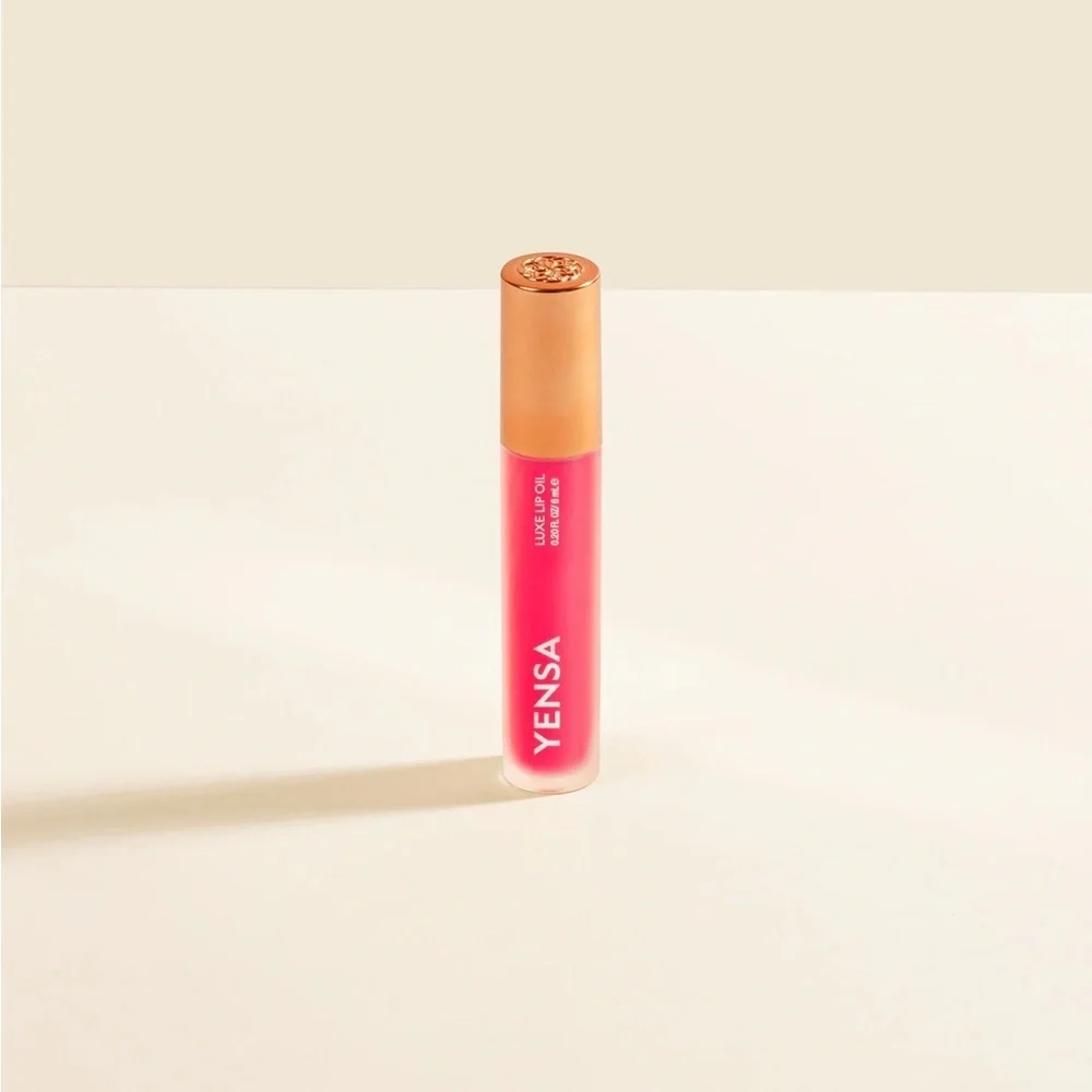 Luxe Lip Oil in Pink Shine/Tinted Pink by Yensa